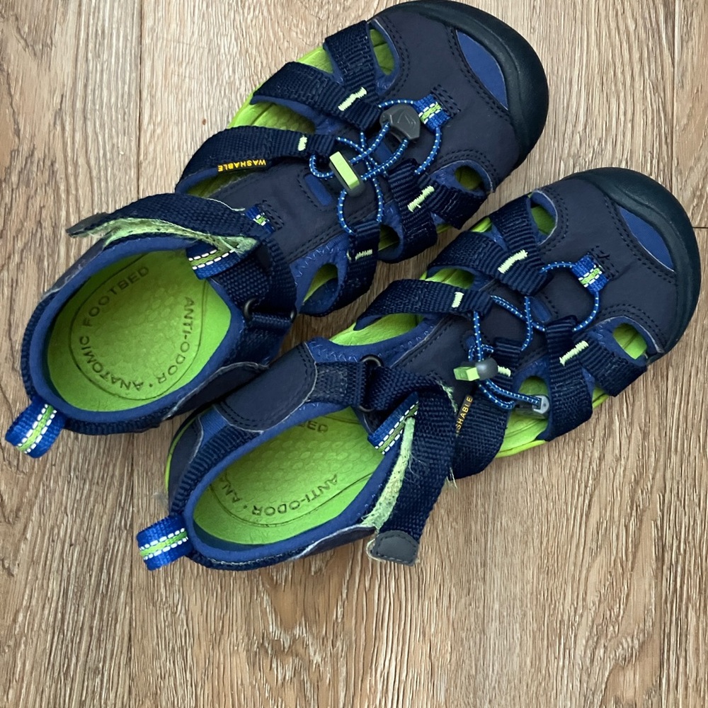 Keen Kids Navy and Lime Sandals